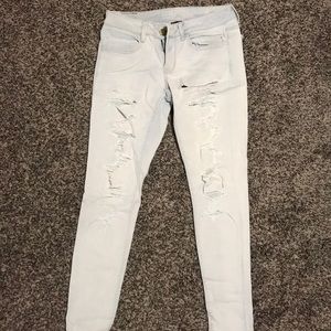 Light distress Skinny Jeans